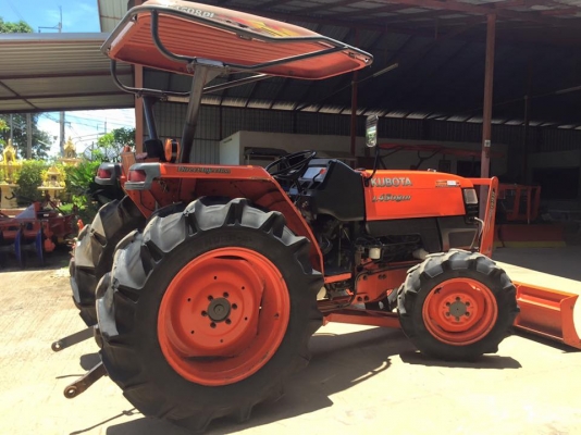 ขายรถไถKubota L4508DI (4WD) พร้อมใบมีดหน้าและโรตารีช้าง รถพร้อมใช้งาน