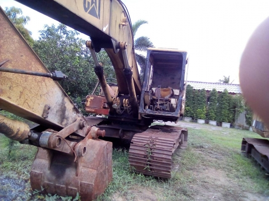 พี่ฝากลงขายรถแบ๊คโฮ2คันครับ899000 พี่ฝากลงขายรถแบ๊คโฮ2คันครับ899000