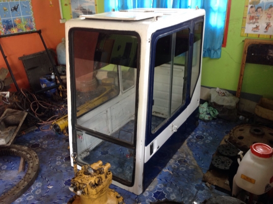 หัวเก๋ง KOMATSU PC200-5 สภาพดี