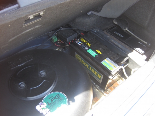 ขายด่วน BENZ C220 W202 ขายด่วน BENZ C220 W202