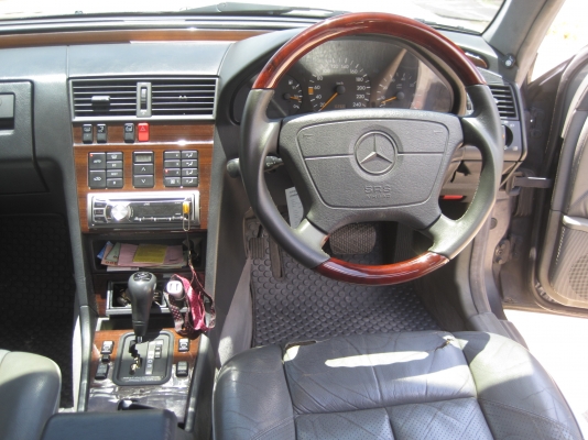 ขายด่วน BENZ C220 W202 ขายด่วน BENZ C220 W202