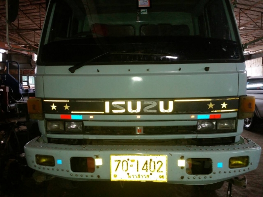 ขายรถบรรทุก 10 ล้อรั้วคอกไม้ยาว 6 เมตร ISUZU ROCKY 195 แรงม้า ราคา 700000