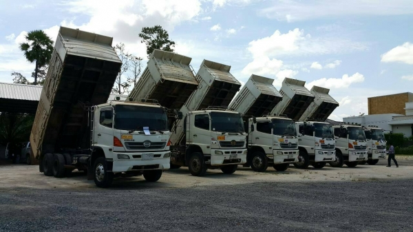 เหลือ 3 คันสุดท้าย เล่มติดมือ พร้อมขายคะ จัดไฟแนนซ์ได้เต็มคะ