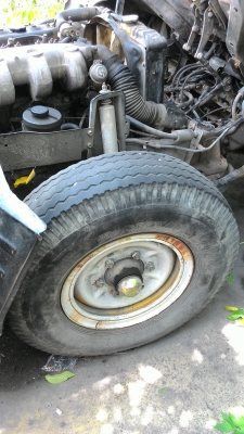 ขายISUZU NKR สี่ล้อ เครื่อง 4BE1  115 แรง จอดอยู่ไม่ค่อยได้ใช้งานเครื่องต้องลองเช็คสภาพทะเบียนพร้อมโอน