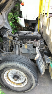 ขายISUZU NKR สี่ล้อ เครื่อง 4BE1  115 แรง จอดอยู่ไม่ค่อยได้ใช้งานเครื่องต้องลองเช็คสภาพทะเบียนพร้อมโอน