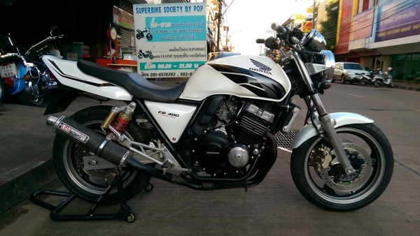 ขายคับ HONDA CB400 ปี97 เวอร์ชั่นS สีสวย ท่อแต่งแฮนด์บาร์ ยางหน้าหลังโซ่สเตอเต็ม อินวอยส์ สรรพสามิตร ราคา 62500 บาท ส่งได้ทั่วไทยคับ สนใจติดต่อ 081-0578282 FACEBOOK ชาญณรงค์ ป๊อป ชัยอมฤต ไอดีไลน์ POPBIGBIKESAKON คับ สนใจรถสวย ถูก ดี ต้อง POP BIGBIKE SAKON