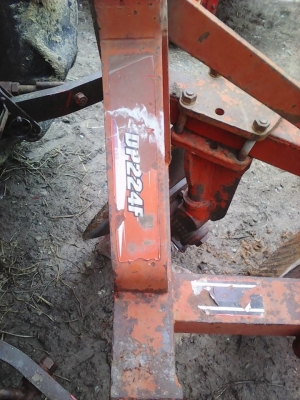 ขายผาน  4  ใส่รถไถรุ่น L4508 เป็นผานตราช้าง ราคาถูกสนใจติดต่อเลยครับ