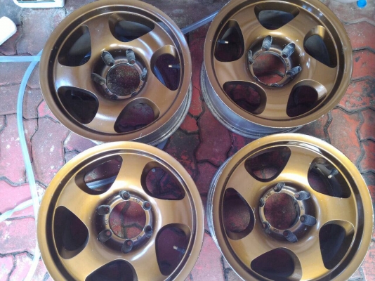 ล้อแท้  Enkei  7 x 16  ET - 15  Japan