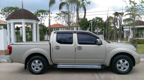 ขายนาวาร่า 2.5 LE 4 ประตู ราคาถูก 345,000 ขายนาวาร่า 2.5 LE 4 ประตู ราคาถูก 345,000