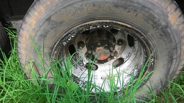 Hino F17/ เปลี่ยนหัว EH700/ พาวเวอร์ เพลาเดียว ยาว 6.20 เมตร/ แอร์เย็น พร้อมใช้