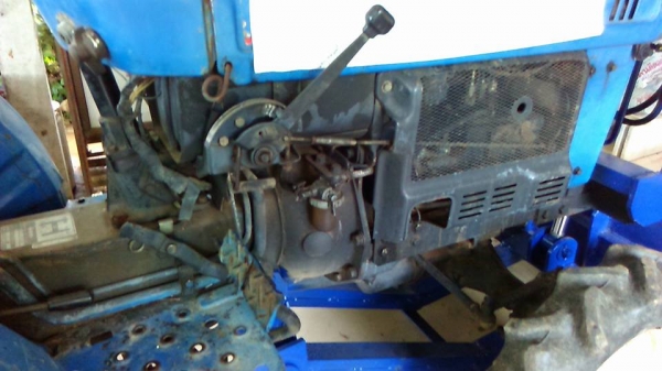 Iseki TX1510 รถไถเล็ก 15 แรงม้า 4wd