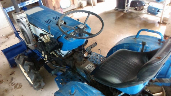 Iseki TX1510 รถไถเล็ก 15 แรงม้า 4wd