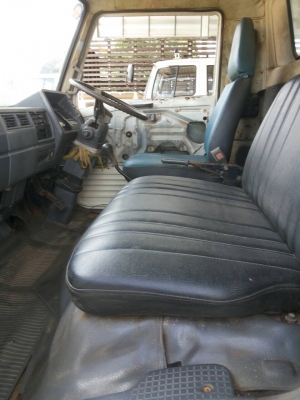 หกล้อ ฮีโน้ KM 779 รถห้างสภาพดี กะบะเหล็ก ยาว5.50ม สภาพดีพร้อมใช้ ทะเบียนพร้อมโอน หกล้อ ฮีโน้ KM 779 รถห้างสภาพดี กะบะเหล็ก ยาว5.50ม สภาพดีพร้อมใช้ ทะเบียนพร้อมโอน