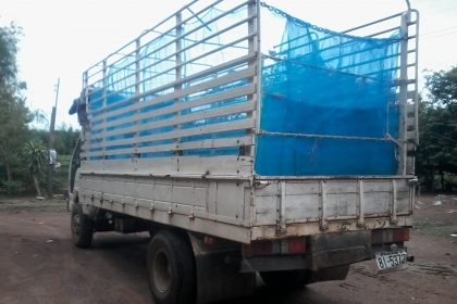 รถ6ล้อขายถูก  ลดราคาไปเลยคับ 230000 ด่วนคับต้อการซื้อ10 ล้อ