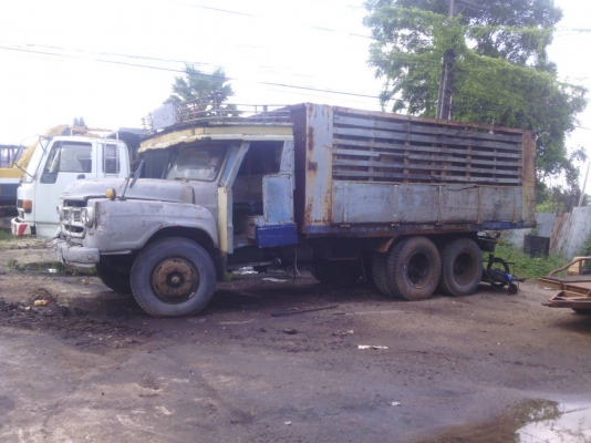 Isuzu 6BD1=120 แรง + Komatsu PC200-3 +  ธรรมดาเบรคลมสองเพลาดั้ม ม.79