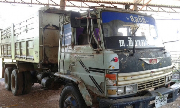 ขาย 10 ล้อดั้ม 2 เพลา เครื่อง 6HE1 195 แรงม้า เกียร์ ZF คัสซี NISSAN ช่วงล่าง+หัวเก๋ง SUMO 227 ทะเบียนพร้อมโอนครับ