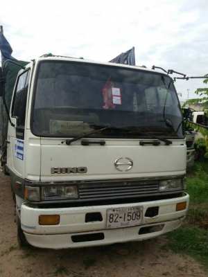 หกล้อ ฮีโน้ FD2HPA195 ปี45 ยาว7.20 ม แอร์ เวอร์ ทิฟฟี ยางเรเดียล ทะเบียนพร้อมโอน หกล้อ ฮีโน้ FD2HPA195 ปี45 ยาว7.20 ม แอร์ เวอร์ ทิฟฟี ยางเรเดียล ทะเบียนพร้อมโอน