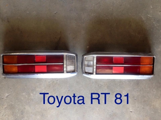 ขายไฟท้ายรถยนต์คลาสสิค หลายๆรุ่น