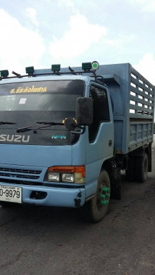 ขายรถบรรทุก 6 ล้อดัมพ์ ISUZU NPR 120 แรงม้า ราคา 450000