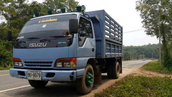 ขายรถบรรทุก 6 ล้อดัมพ์ ISUZU NPR 120 แรงม้า ราคา 450000