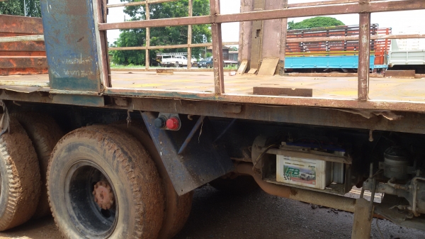 ขาย 10 ล้อ HENO เครื่อง EK100 260 แรง เพลาเดียว ขาย 10 ล้อ HENO เครื่อง EK100 260 แรง เพลาเดียว