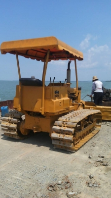 ขายรถแทรคเตอร์ KOMATSU D21PL-5 สไลด์ใบมีดได้ 8 ทิศทาง ราคา 250000