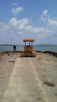 ขายรถแทรคเตอร์ KOMATSU D21PL-5 สไลด์ใบมีดได้ 8 ทิศทาง ราคา 250000