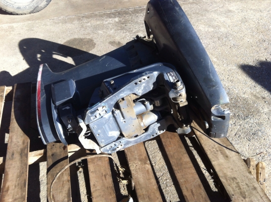 ขายทริม yamaha 115/140/150/200แรง