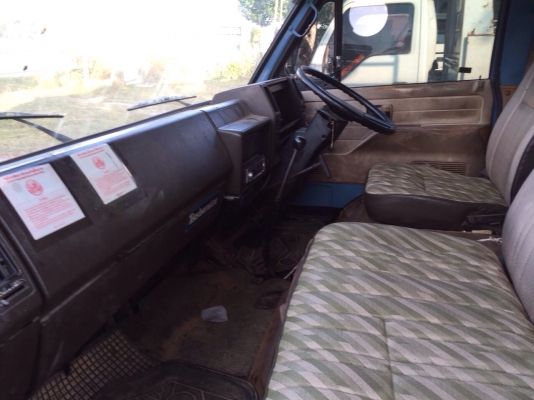 ขายรถหกล้อกระบะคาร์โก้. 115 ยาว 4.2 เมตร ขายรถหกล้อกระบะคาร์โก้. 115 ยาว 4.2 เมตร