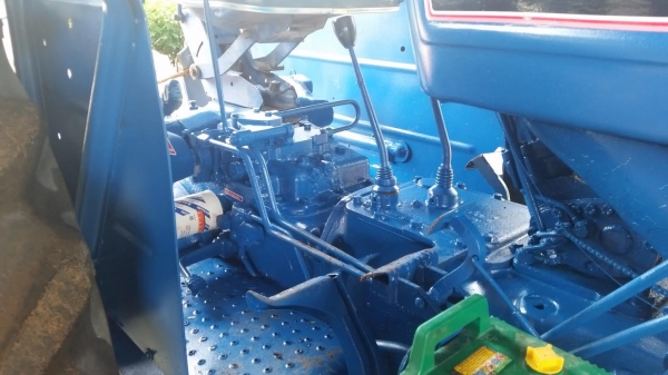 ขายรถไถฟอร์ด6600TA แท้เต็มคัน สภาพดีเครื่องแน่นแรงดี ไฮดรอลิคดี เกียร์ดี พวงมาลัยพาวเวอร์ พร้อมเล่มทะเบียน รูปรถเดิมๆมีครับ ขายรถไถฟอร์ด6600TA แท้เต็มคัน สภาพดีเครื่องแน่นแรงดี ไฮดรอลิคดี เกียร์ดี พวงมาลัยพาวเวอร์ พร้อมเล่มทะเบียน รูปรถเดิมๆมีครับ