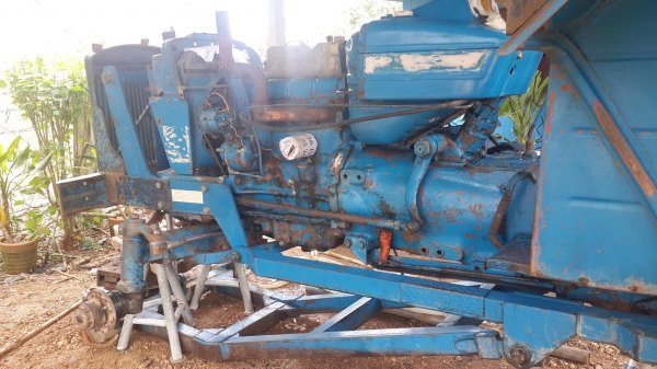 ขายรถไถฟอร์ด6600TA แท้เต็มคัน สภาพดีเครื่องแน่นแรงดี ไฮดรอลิคดี เกียร์ดี พวงมาลัยพาวเวอร์ พร้อมเล่มทะเบียน รูปรถเดิมๆมีครับ ขายรถไถฟอร์ด6600TA แท้เต็มคัน สภาพดีเครื่องแน่นแรงดี ไฮดรอลิคดี เกียร์ดี พวงมาลัยพาวเวอร์ พร้อมเล่มทะเบียน รูปรถเดิมๆมีครับ