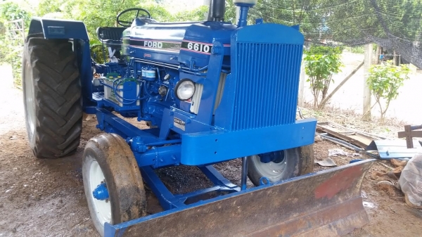 ขายรถไถฟอร์ด6600TA แท้เต็มคัน สภาพดีเครื่องแน่นแรงดี ไฮดรอลิคดี เกียร์ดี พวงมาลัยพาวเวอร์ พร้อมเล่มทะเบียน รูปรถเดิมๆมีครับ ขายรถไถฟอร์ด6600TA แท้เต็มคัน สภาพดีเครื่องแน่นแรงดี ไฮดรอลิคดี เกียร์ดี พวงมาลัยพาวเวอร์ พร้อมเล่มทะเบียน รูปรถเดิมๆมีครับ