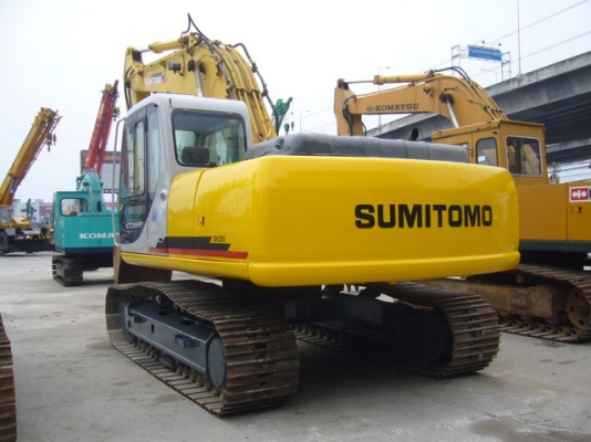 ขายรถขุดนำเข้าจากญี่ปุ่น SUMITOMO SH200-3 ปั๊ม K3V112