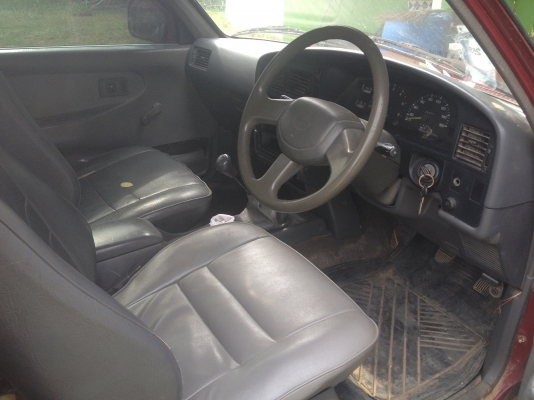 ขายรถกระบะ toyota 2.5 ปี 38 สภาพพร้อมใช้ แอร์หนาว ขายรถกระบะ toyota 2.5 ปี 38 สภาพพร้อมใช้ แอร์หนาว