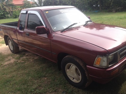 ขายรถกระบะ  toyota    2.5    ปี  38  สภาพพร้อมใช้  แอร์หนาว