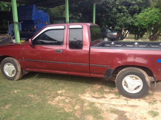 ขายรถกระบะ toyota 2.5 ปี 38 สภาพพร้อมใช้ แอร์หนาว ขายรถกระบะ toyota 2.5 ปี 38 สภาพพร้อมใช้ แอร์หนาว