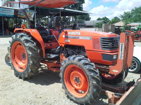 ขาย แทรกเตอร์ KUBOTA M5000 สวยๆสีเดิมๆ อุปกรณ์สวยๆคับ