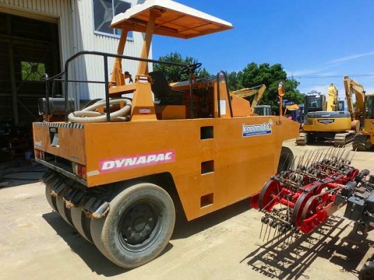 รถบด Dynapac CP201W  #46039 รถบดล้อยาง 7 ล้อ นำเข้าจากญี่ปุ่น ไม่เคยใช้งานในไทย สนใจติดต่อ ใหม่ 061-4194022