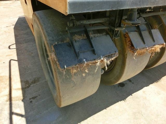 รถบด Dynapac CP201W  #46039 รถบดล้อยาง 7 ล้อ นำเข้าจากญี่ปุ่น ไม่เคยใช้งานในไทย สนใจติดต่อ ใหม่ 061-4194022