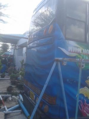 ขายตัวถังรถบัส  0818618549ศร  80000บาท