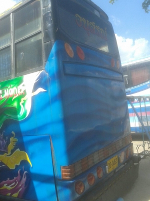 ขายตัวถังรถบัส  0818618549ศร  80000บาท