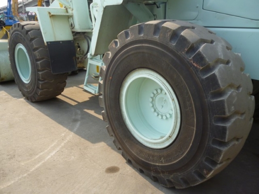 รถตักมือ 2 นำเข้าจากญี่ปุ่นโดยตรง  KOMATSU WA320-5