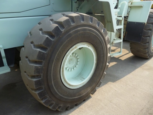 รถตักมือ 2 นำเข้าจากญี่ปุ่นโดยตรง  KOMATSU WA320-5