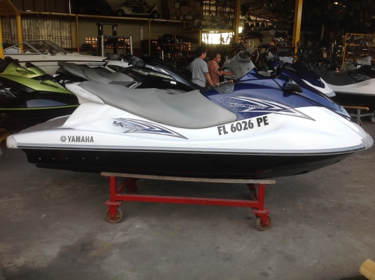 YAMAHA WaveRunner VX SPORT วิ่ง 299 ชั่วโมง ปี 2011 นำเข้าจากUSA. ขาย 200,000