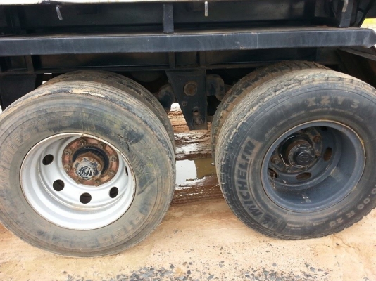 ขายลูกพ่วง3คาน กระบะดั้มสามมิตร สภาพพร้อมใช้งาน เอกสารพร้อมโอน สนใจโทร 090-8588220คุณนะ 093-3258446คุณบิว หรือเข้าดูสินค้าอื่นๆได้ที่ www.truck.in.th/498 หรือเพจFacebook ณรงค์ ซื้อขายรถมือสอง (เว็บไซต์ส่วนตัว) หรือFacebook ตลาดรถมือสอง คุณนะ