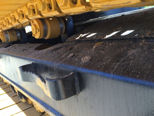 ขาย CAT 320 V2 ทะเบียนพร้อม มีไลน์หัวกระแทก ราคา 950000 บาท ขาย CAT 320 V2 ทะเบียนพร้อม มีไลน์หัวกระแทก ราคา 950000 บาท