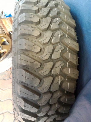 ขายล้อใหม่ลาย Bradley พร้อมยางใหม่มีเส้นเดียว ขายล้อใหม่ลาย Bradley พร้อมยางใหม่มีเส้นเดียว