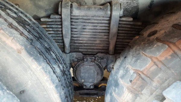 ขายรถล่อง เพลาเดียว ISUZU ROCKY 175 เปลี่ยนช่วงล่างใหญ่แล้ว เครื่อง 6BG1 175 แรงม้า คัสซีสวย เบรคลมดัน พวงมาลัยพาวเวอร์ ทะเบียนพร้อมโอนครับ