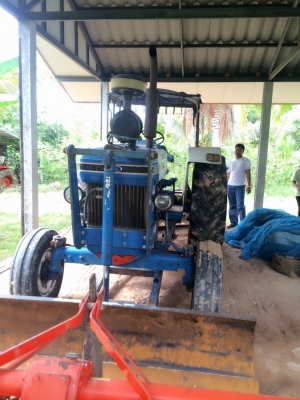 ขายรถไถ FORD รุ่น6610  380000 บาท