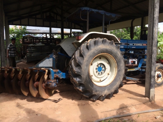 ขายรถไถ FORD รุ่น6610  380000 บาท